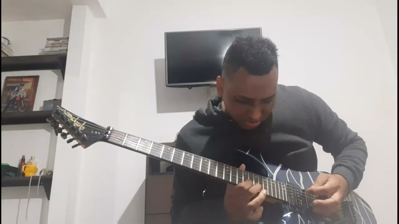 Juninho Nakagawa O Clamor Cover/Guitarra Jackson Performer Ps4/Interface de Audio Boss GT1