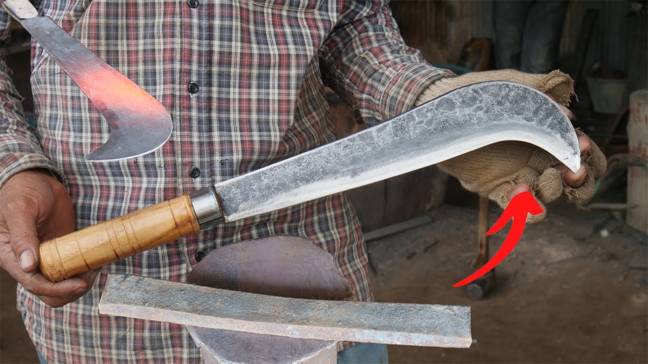 HE'S GOT REAL GREAT SKILL - FORGING A BILLHOOK FROM SPRING STEEL SEEM SUPER EASY FOR HIM