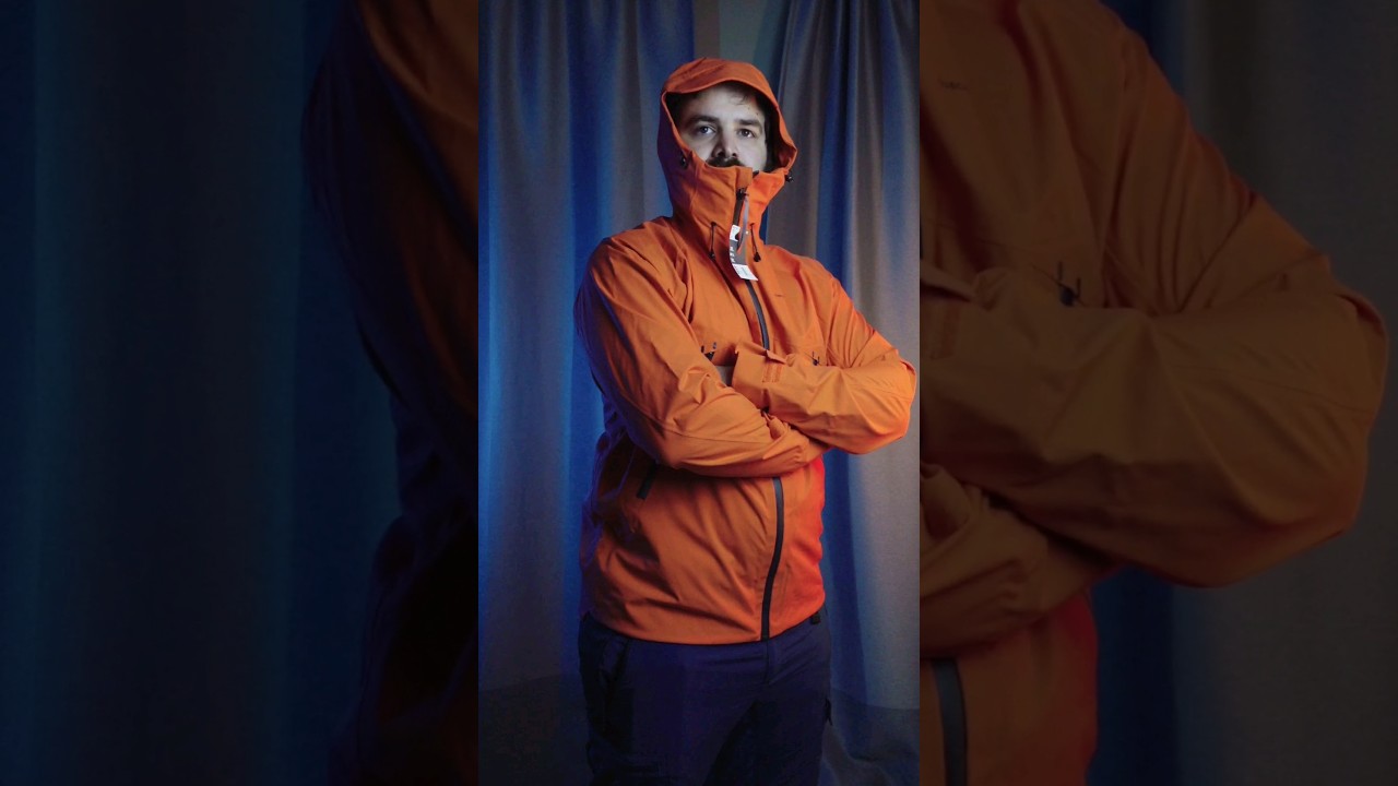 Decathlon Rain Jacket MH500 unpacking