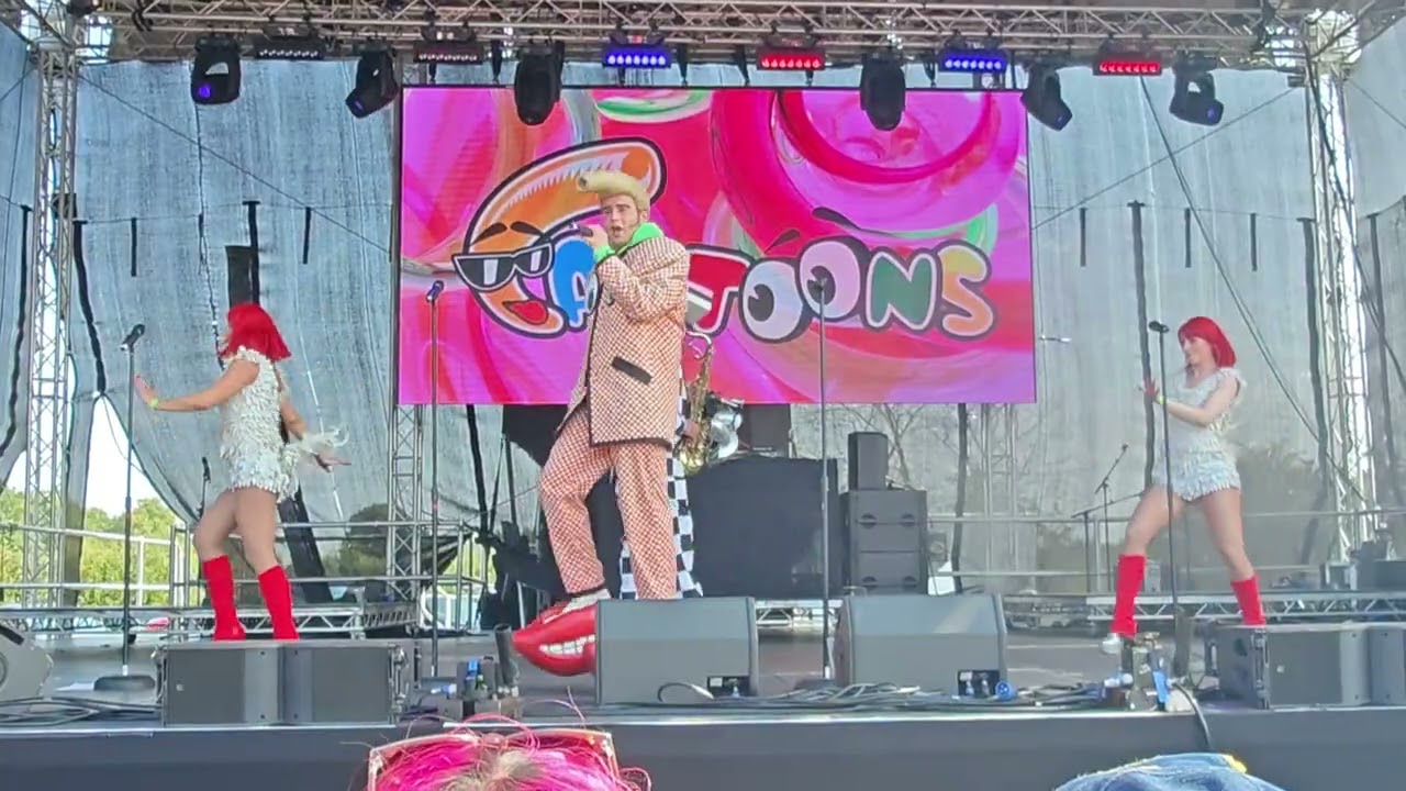 Cartoons - Witch Doctor (Back 2 Festival 2025) 4K