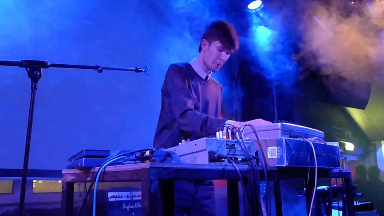 Moduretik LIVE 17 dez 2011 Fluc Wien