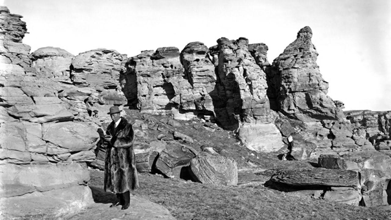 Barnum Brown: The Man Who Discovered Tyrannosaurus rex