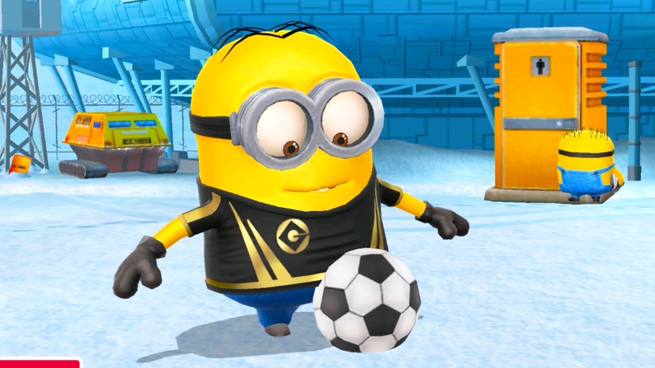 Soccer minion completed Slide Under obstacles mission with Snowboard Props and Mini games