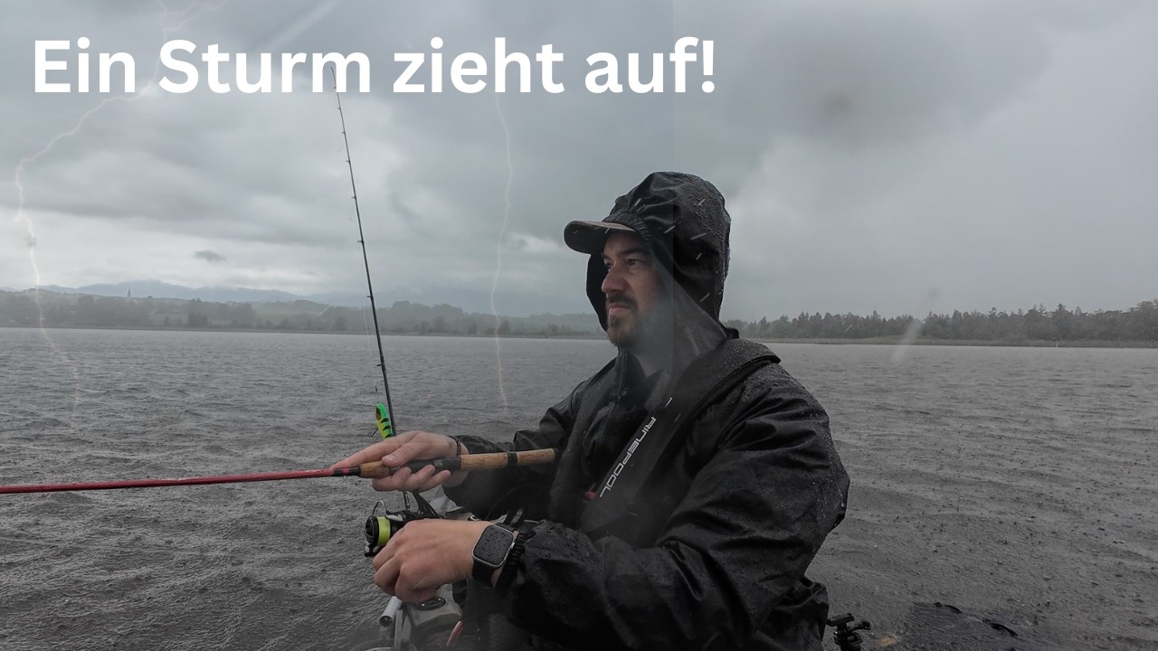 Sturm, Regen, Heiterkeit? Kayakangeln auf dem Simssee bei Schmuddelwetter | OutdoorWatch HD: Europe