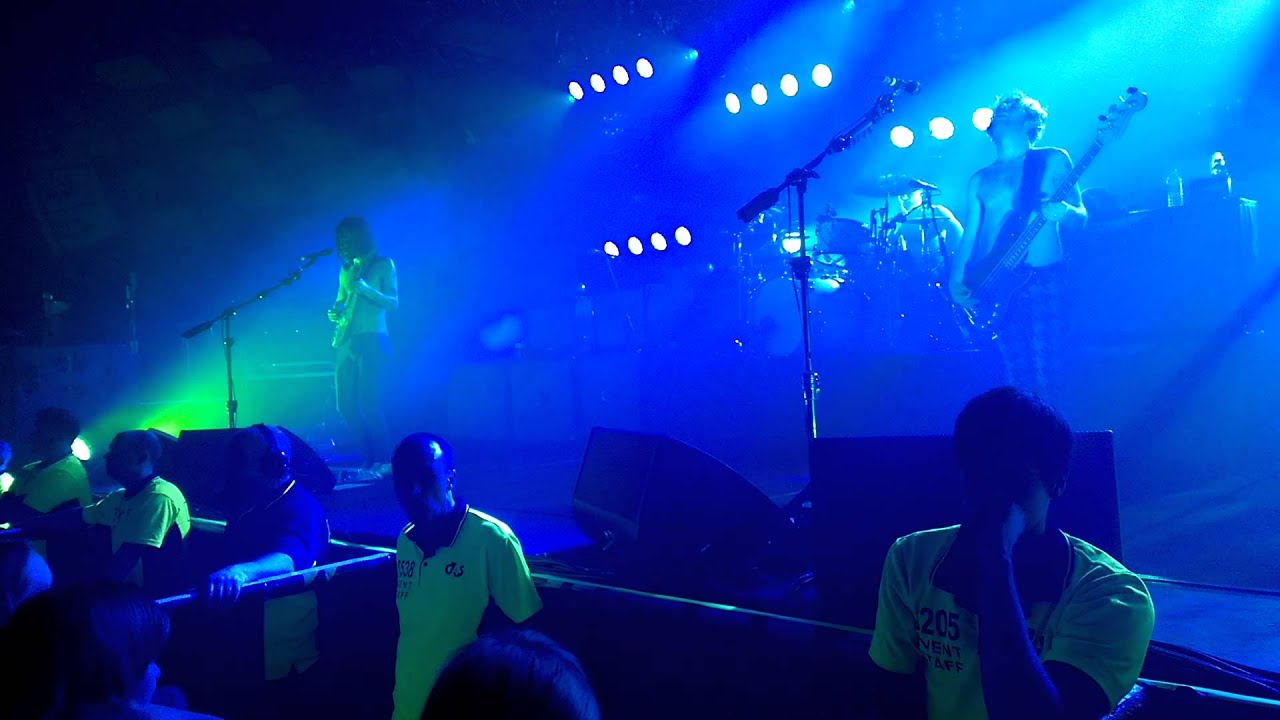 Time As An Imploding Unit / Waiting For Green - A Whole Child Ago [BS+P] Biffy Clyro Barrowlands