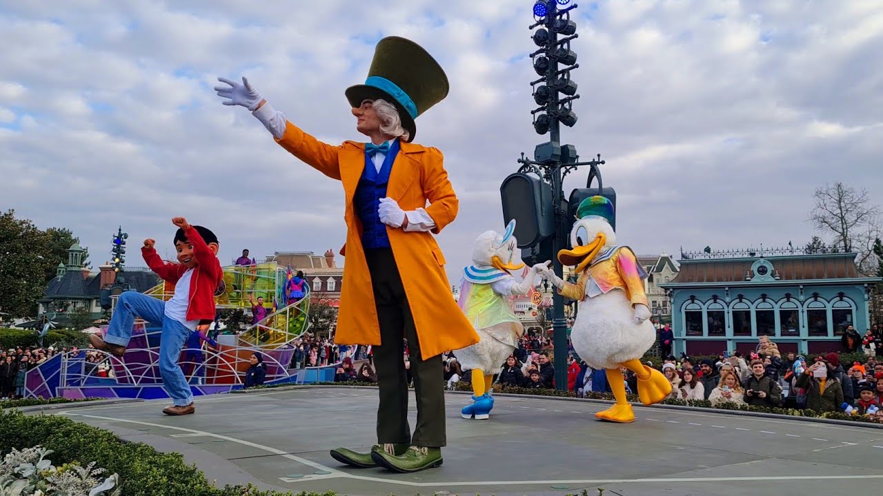 Disneyland Paris, Dream...and Shine Brighter, 24th February 2023 (4th of the day)