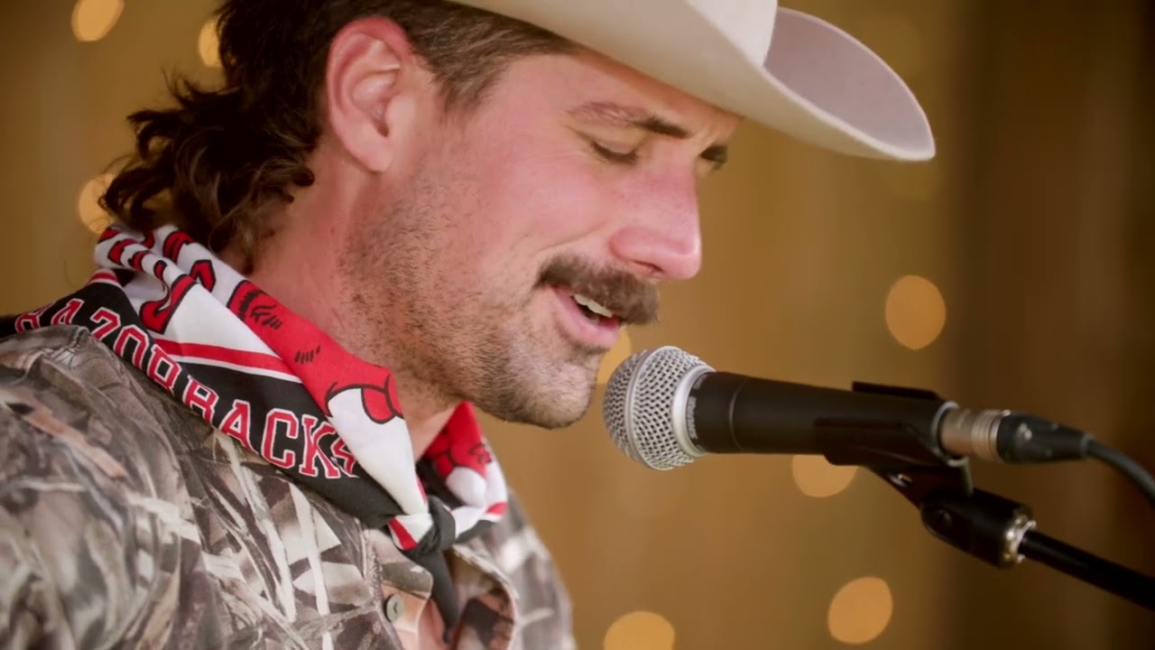 Dylan Earl ‘I Saw The Arkansas’ - Live at Black Deer Festival 2022