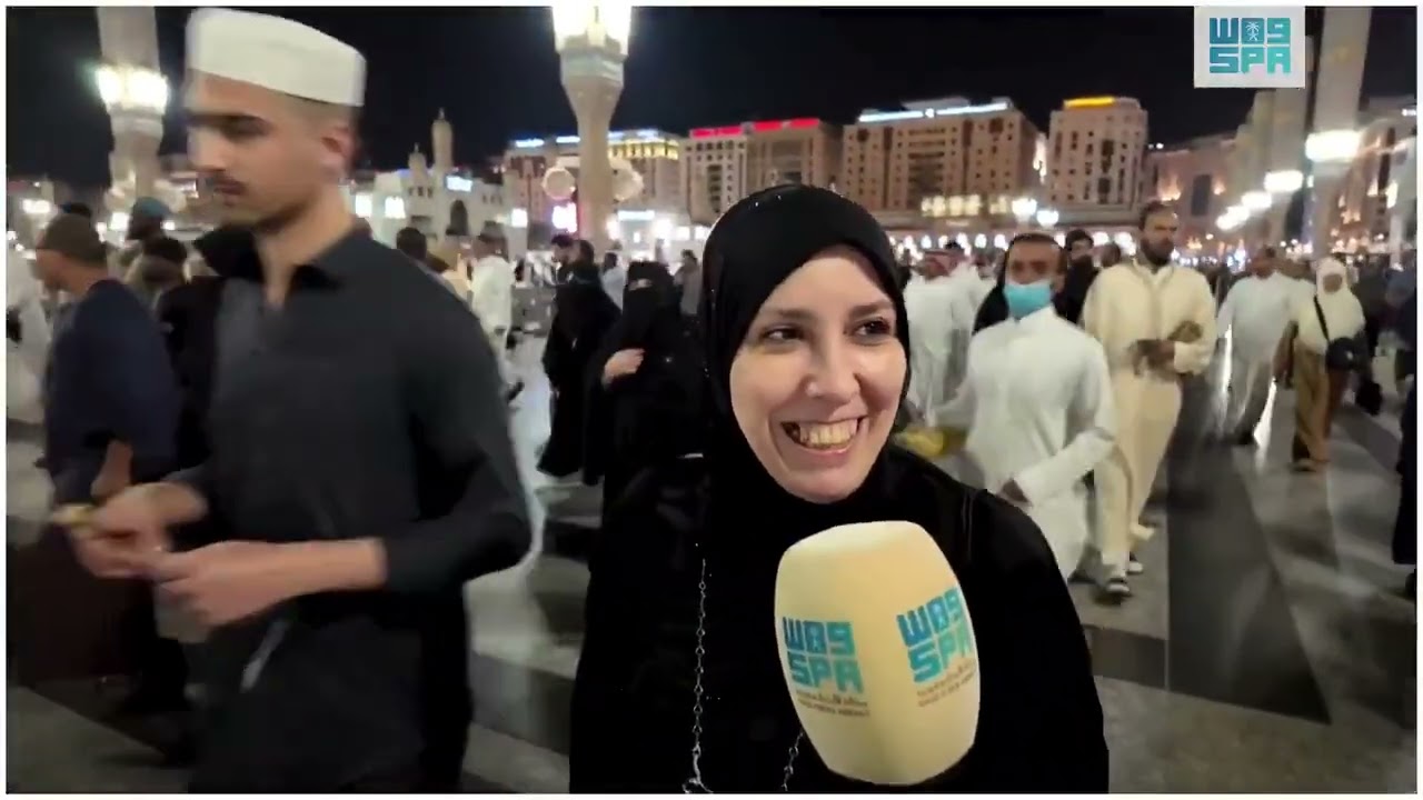 ‏بين الفرح والدموع.. زوار المسجد النبوي يروون مشاعر الطمأنينة والسكينة ‬