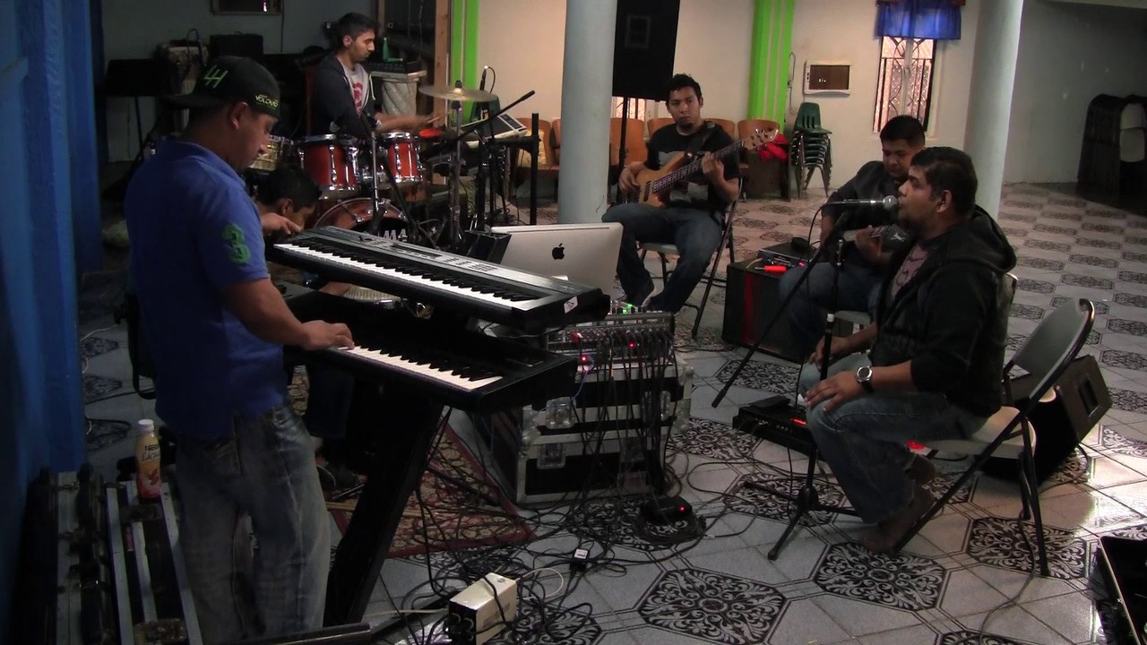 Ensayo en vivo de Grupo Cantico Nuevo - Ene 2017