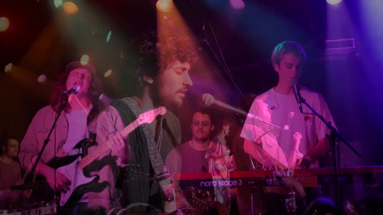 Penelope Road - What Can I Do (Live at Smith's Olde Bar)