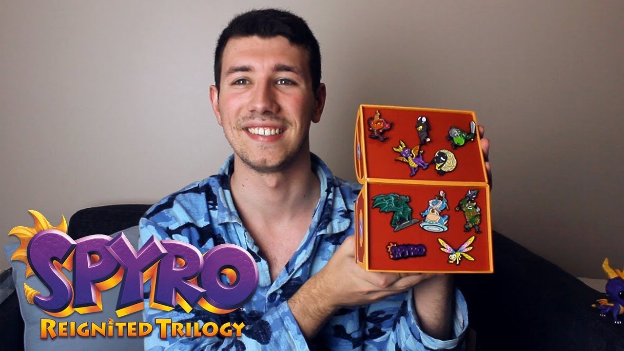 Spyro the Dragon Collector's Pin Badge Set Unboxing | Spyro Reignited Trilogy Merchandise