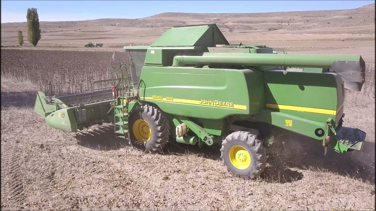 Cosecha Girasol 2021. John Deere 9540i CWS en Torresandino de Esgueva.