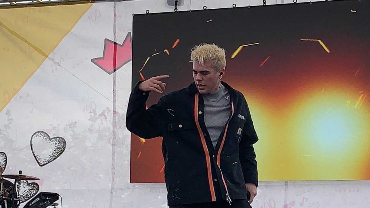CNCO - Bonita - Wango Tango Village 2019 - LIVE - June 1 2019