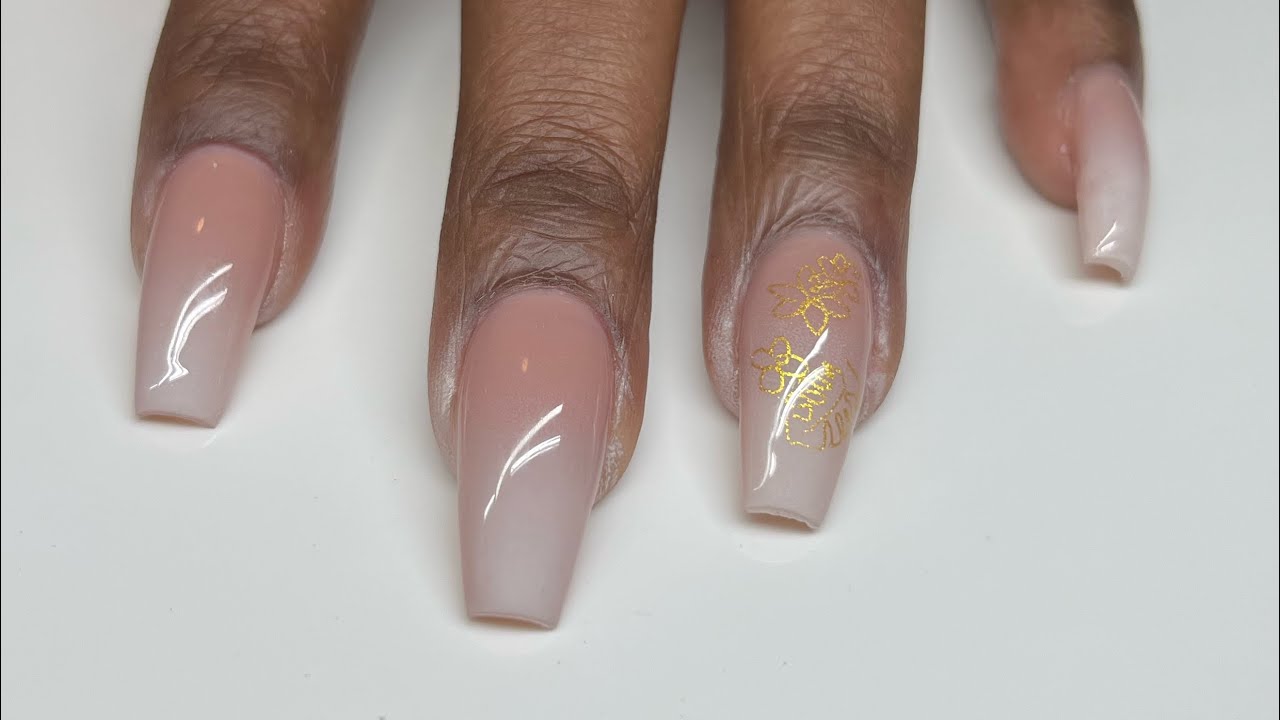 How to do Airbrush Ombré on GelX Nails | Hack for using GelX Tips on Oversized Thumb Nail |Nail Tips