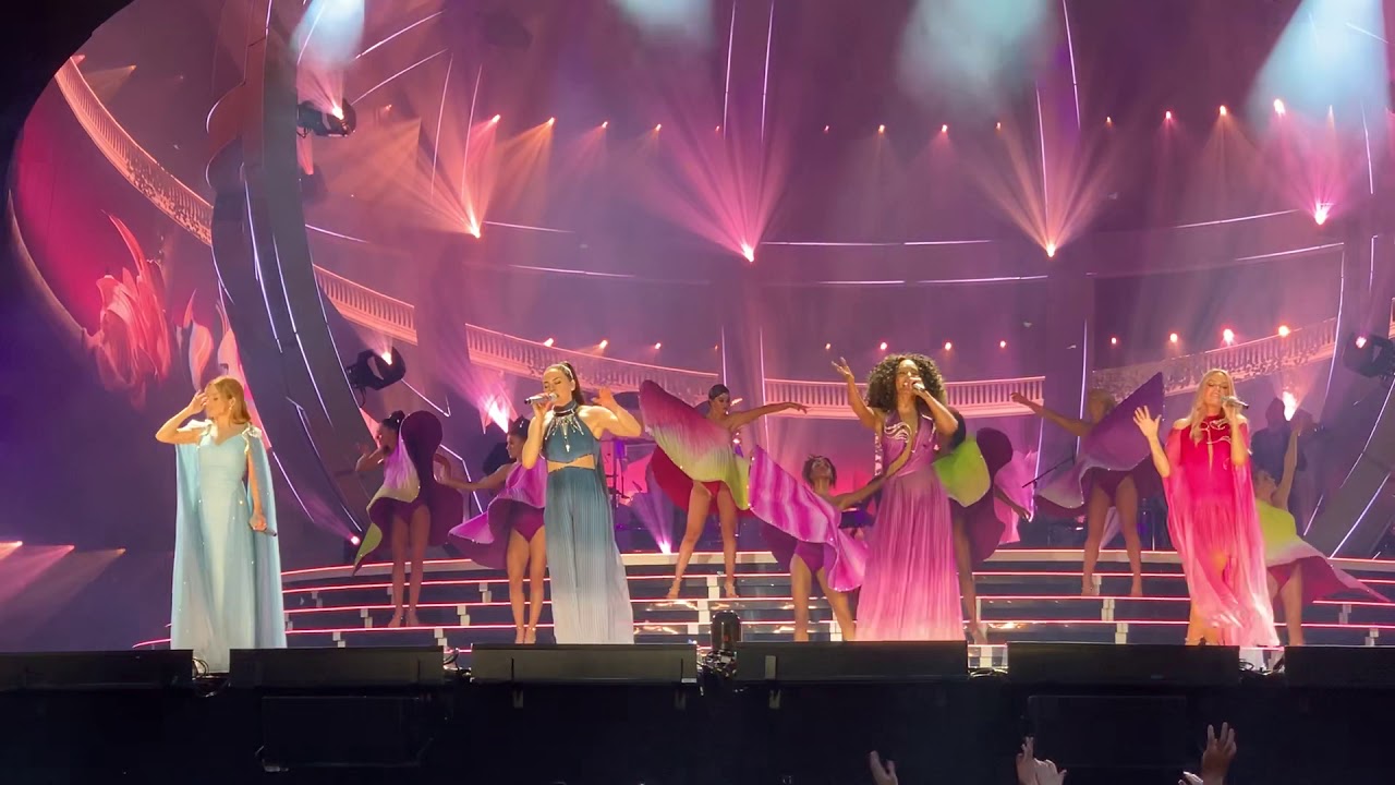 Spice Girls Viva Forever live in Manchester 01.06.2019