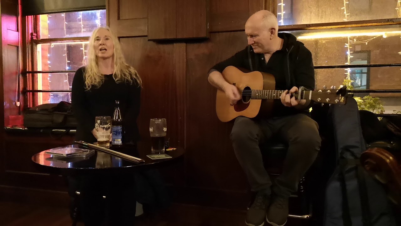 Musical Pub Crawl - Delaney's Donkey