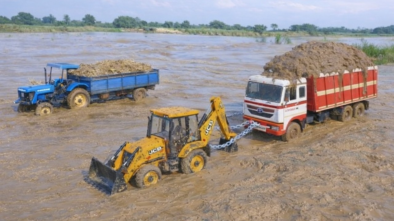 New Mahindra Container Sand Loading John Deere Swaraj Volvo Dumper Auto Rickshaw Accident JCB 7CX.