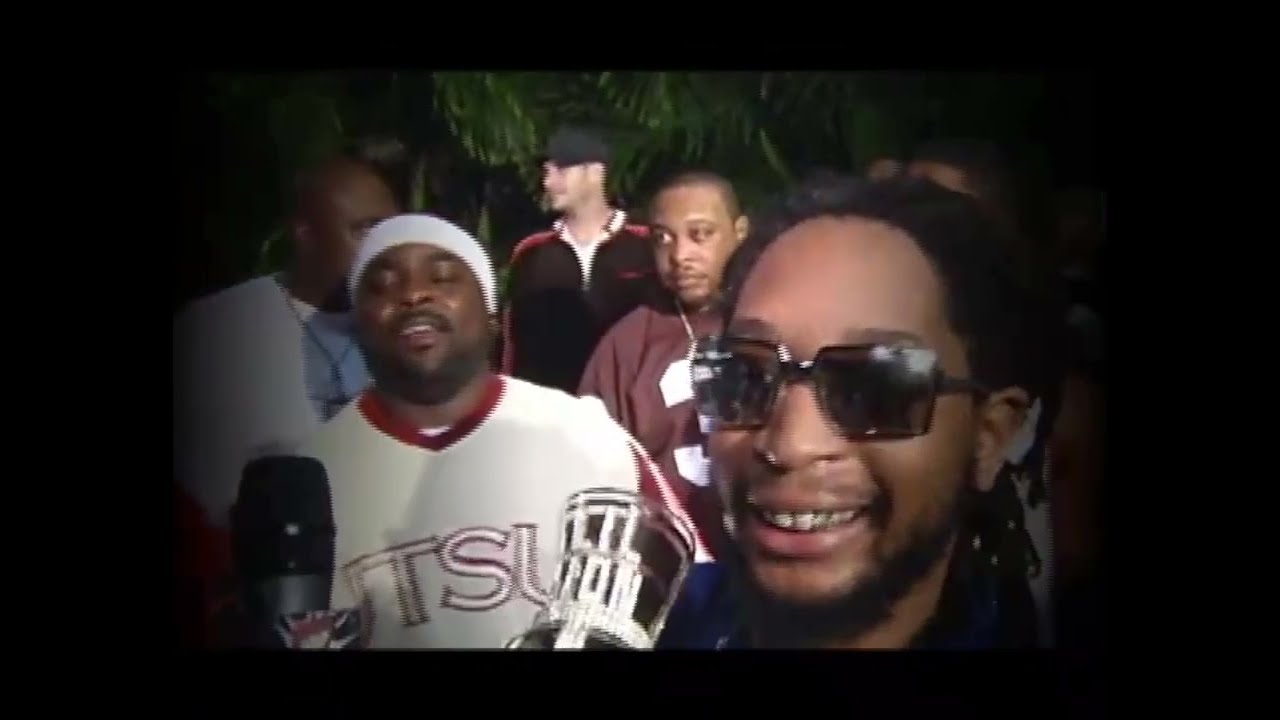 The 2003 Source Hip-Hop Music Awards Red Carpet On DA TROOF DVD (2004)