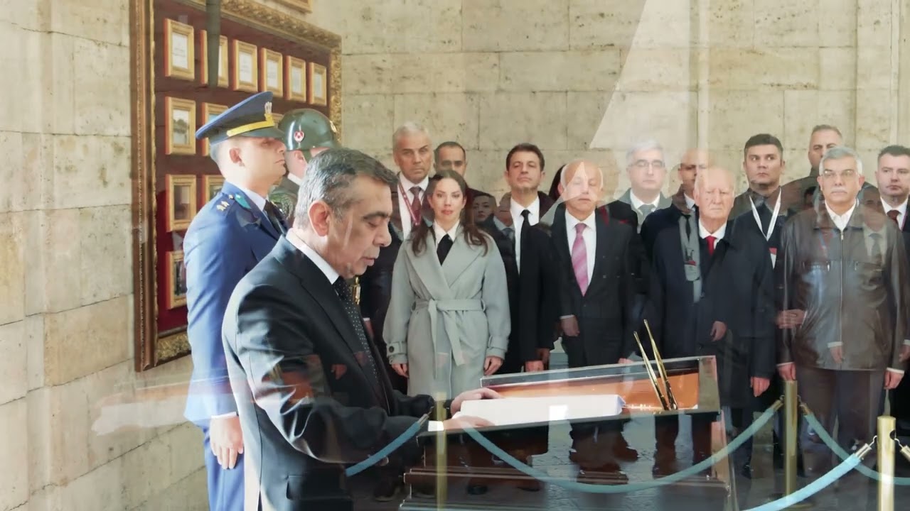 MEV Yönetim Kurulu Başkanı Sn. Salih Çelik'in Anıtkabir Ziyareti
