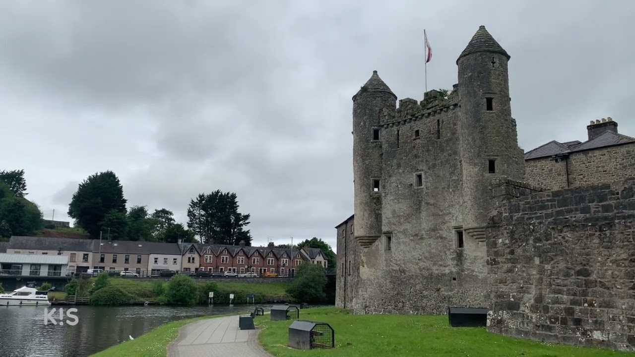 This Enniskillen Castle at Lough Erne Inneskillen Northern Ireland #castle #traveldestinations