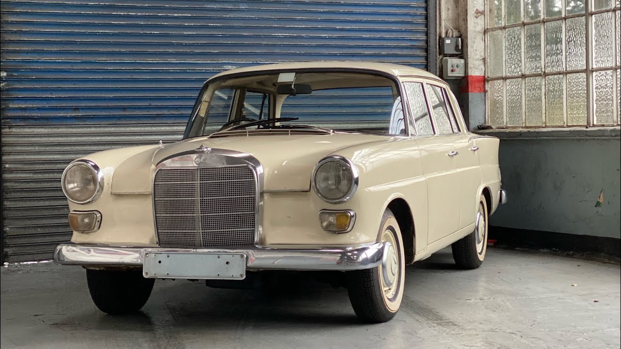 1967 Mercedes-Benz 200 ‘Fintail’