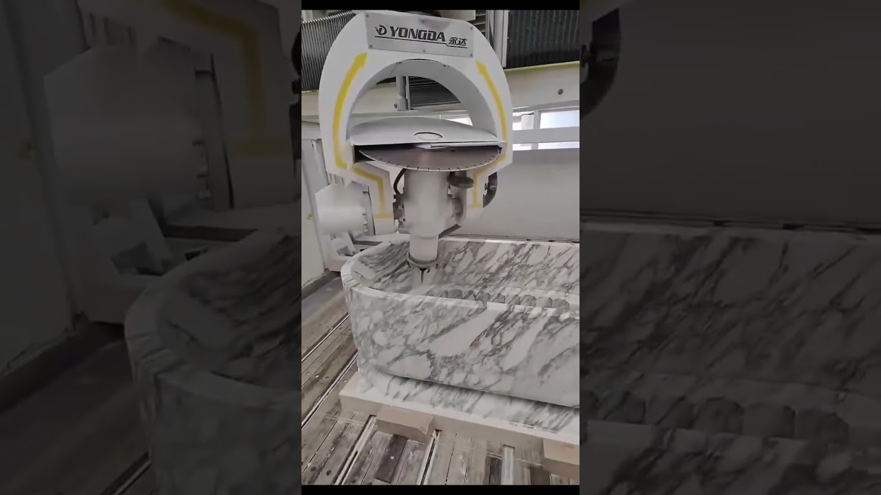 Ein Unikat aus Stein &ndash; Badewannen aus massivem Naturstein 🛀🫧 natursteinwolf
