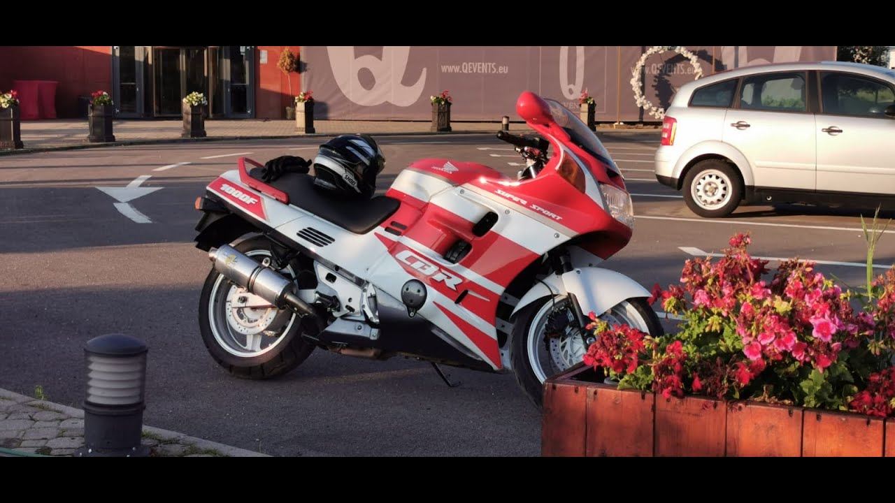 1991 Honda CBR 1000F SC 24 pulls like a train