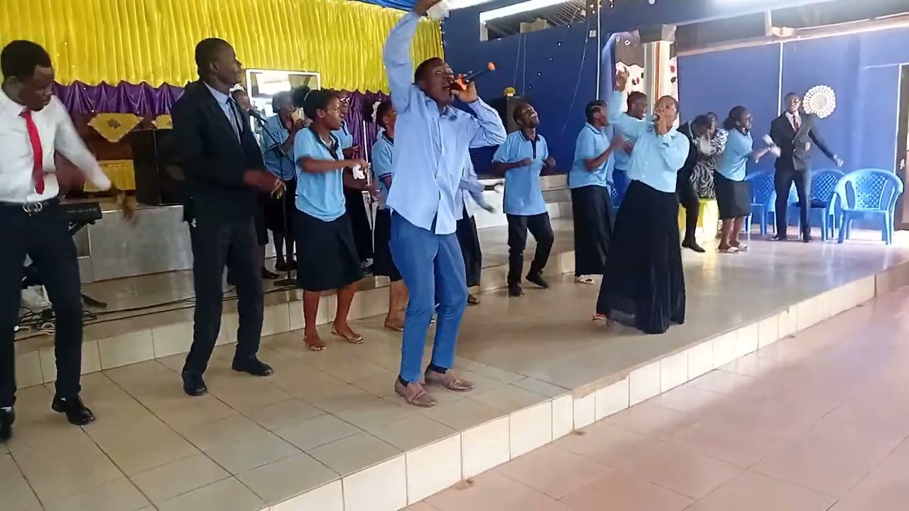 Ibada ya kusifu na kuabudu EAGT mwanakianga Mpwapwa.