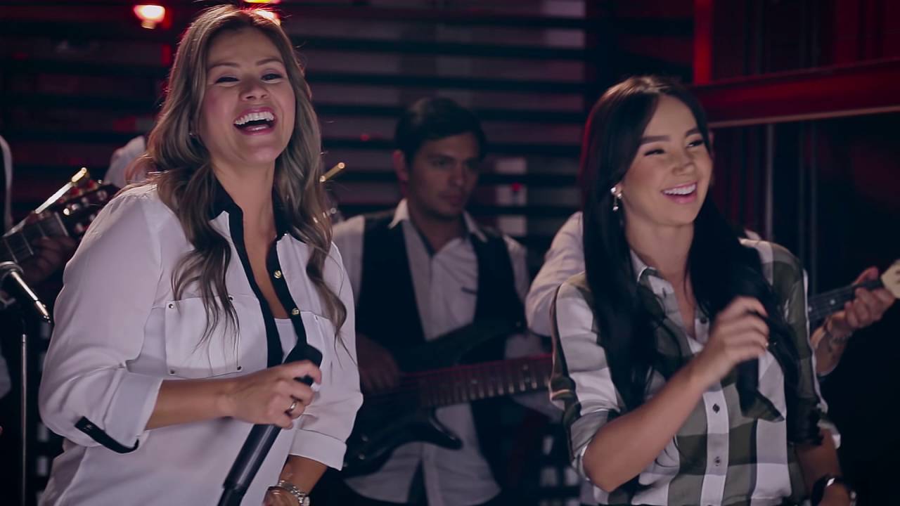 Paola Jara y  Francy   Que Sufra, que Chupe y que Llore   El Ascensor Cantinazo tv