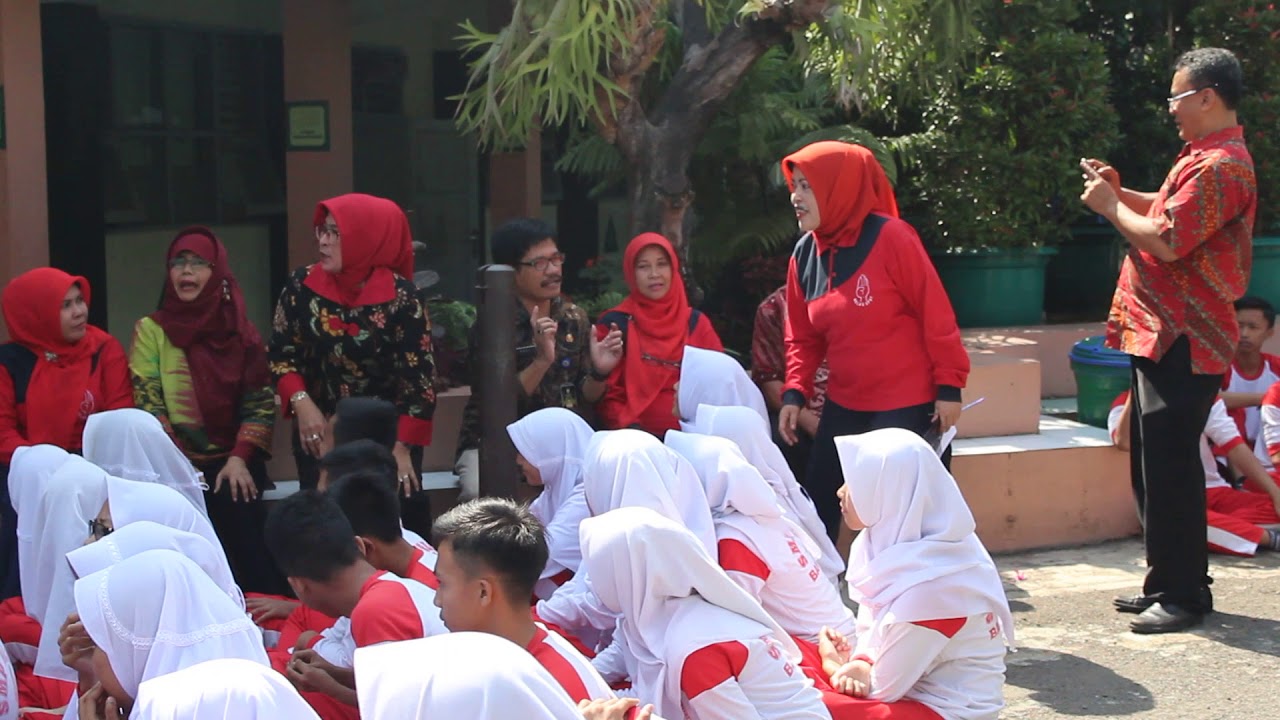 Kaulinan barudak SMPN 4 Bandung