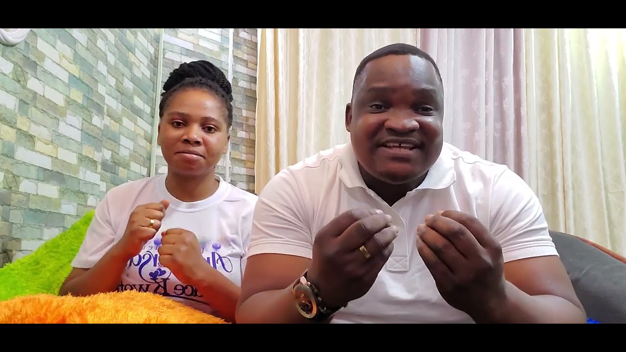 couple Élisée Kwete chante L'eternel.