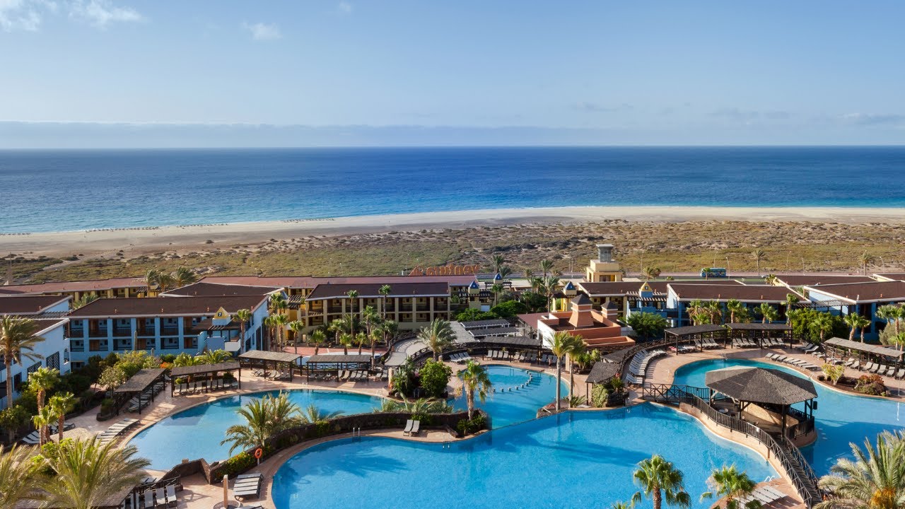 DVA TÁTOVÉ: Occidental Jandía Playa **** & Royal Level **** (Fuerteventura, Playa de Jandía)