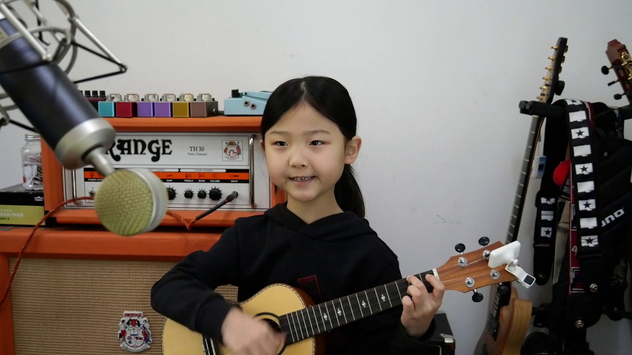 Ukulele song | 2020 Age6 | 小手拉大手 梁静茹 尤克里里