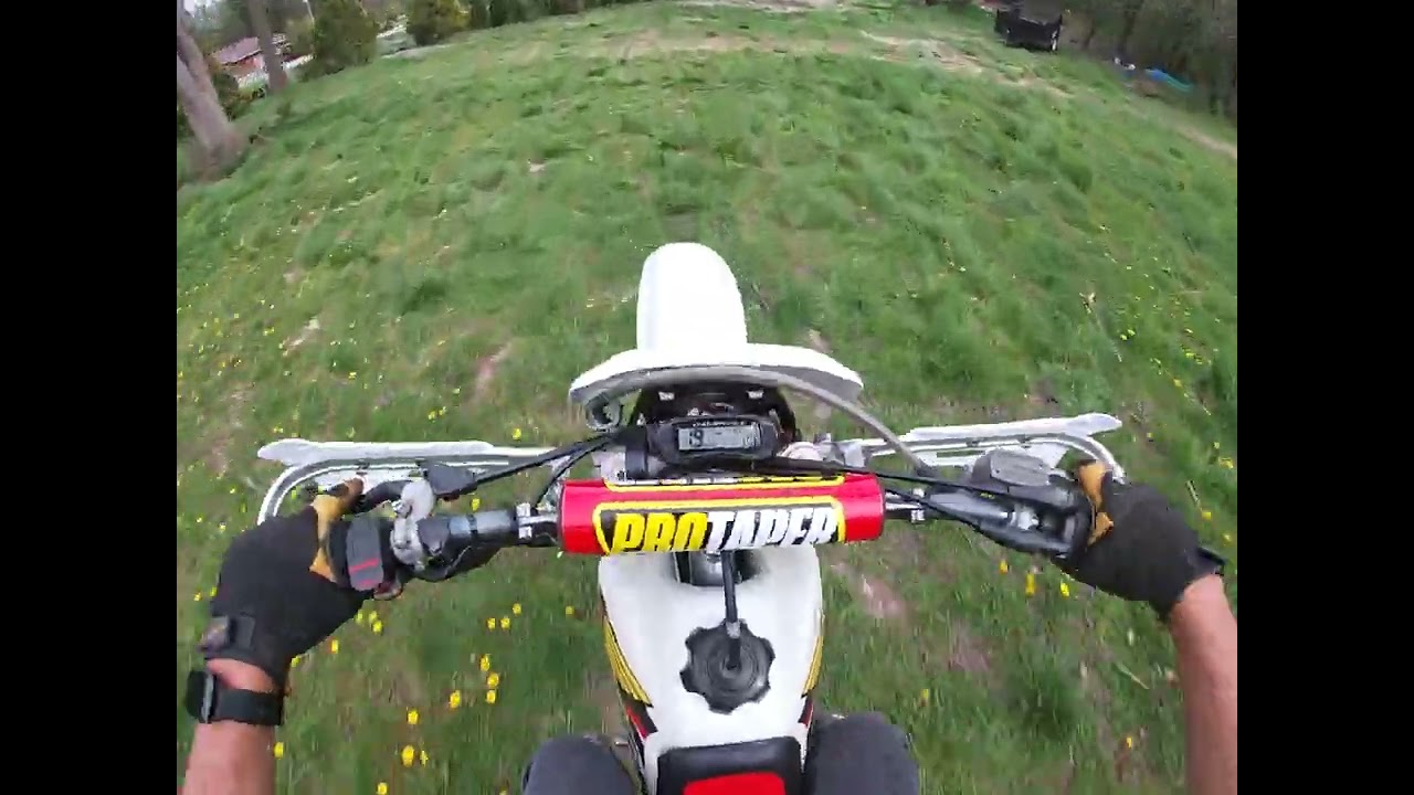 Head to Head: Honda XR400R Vs Suzuki DR350