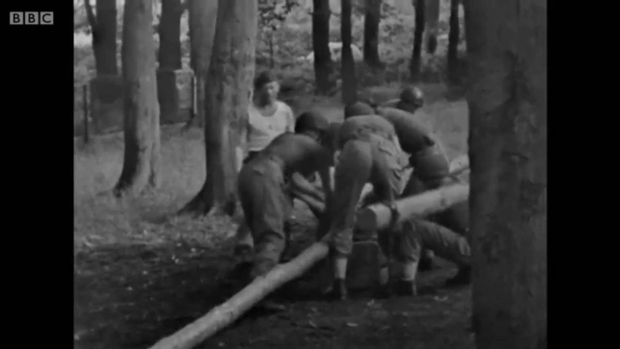 Meet the Red Devils: Parachute Regiment (DOCUMENTARY)
