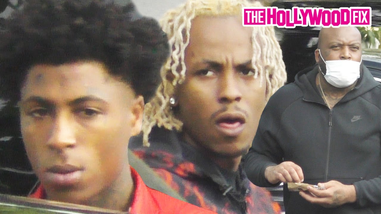 NBA Youngboy & Rich The Kid's Bodyguard Rolls A Backwoods For Them While Waiting On Cheeseburgers