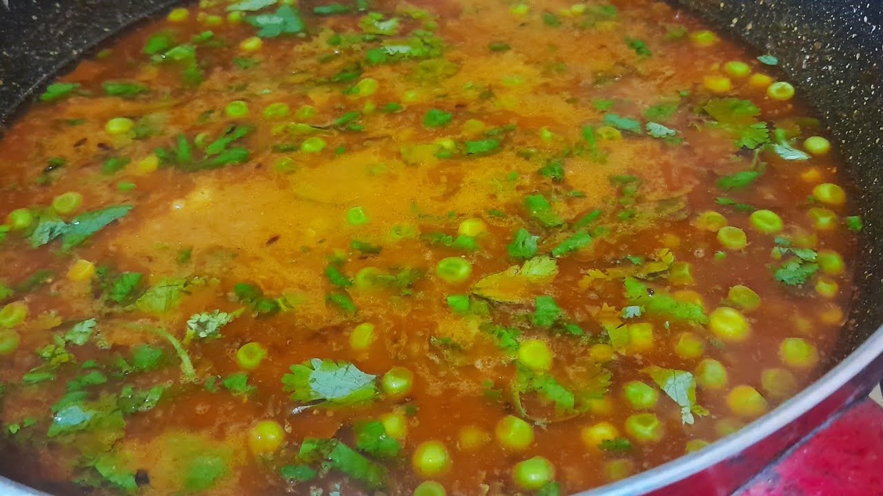 Alu matar ka rasa kahne me tasty easy indian recipe 😋 👌 