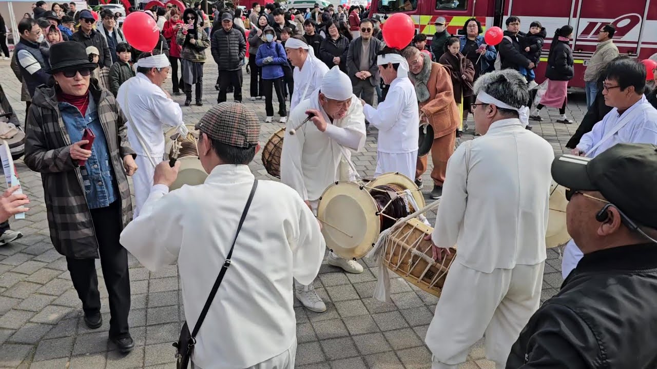 2025년 딸기축제장에서 한판 놀아보기
