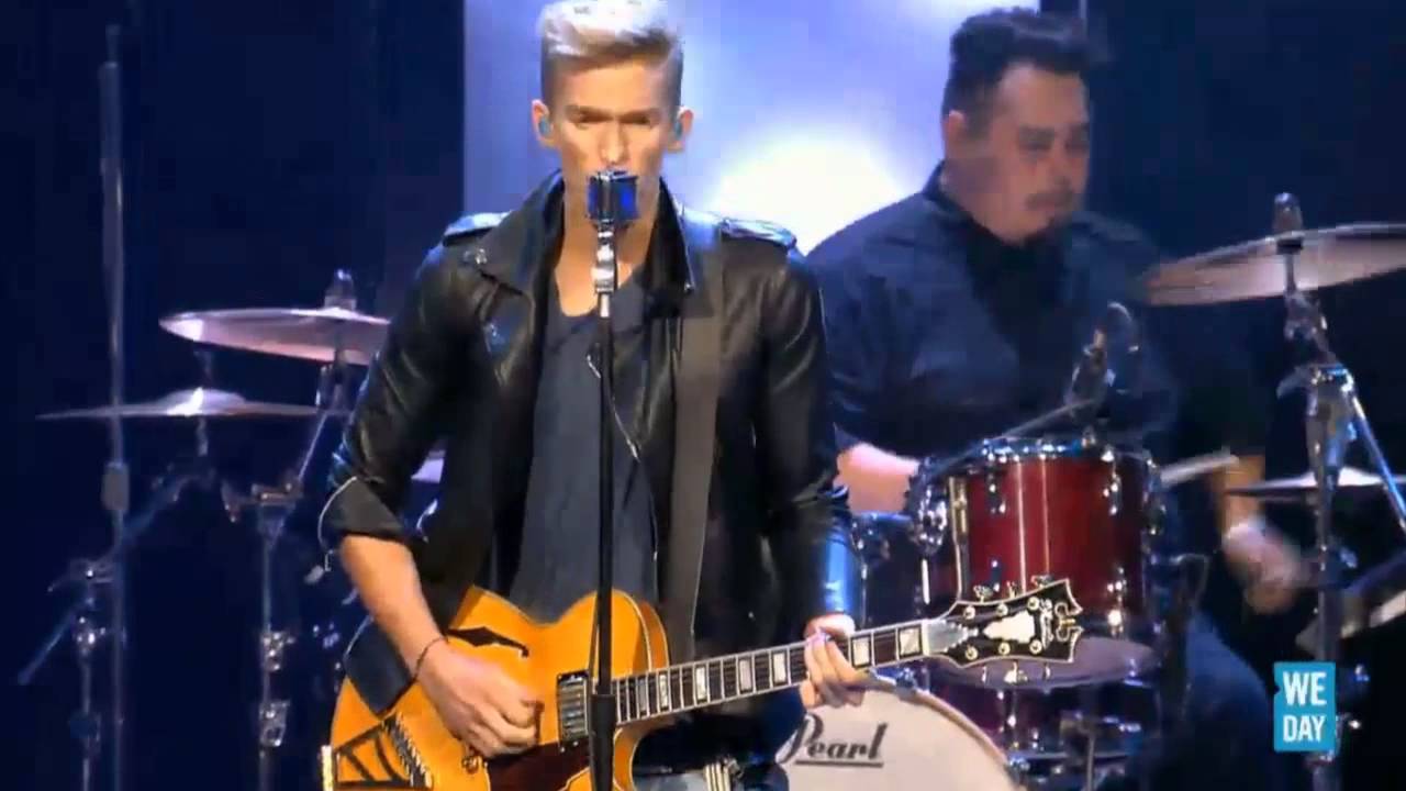 Cody Simpson - Surfboard (LIVE) #WeDaySeattle