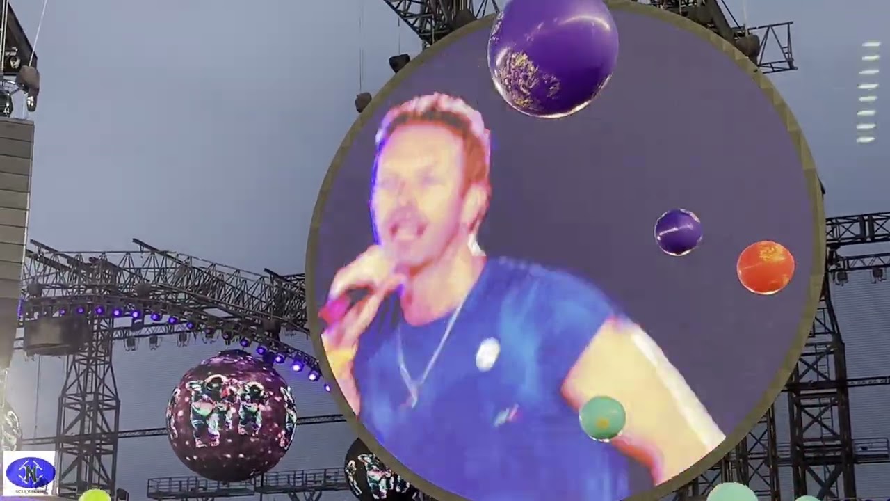 Coldplay -  Adventure of a Lifetime, Hull, 19th August 2025