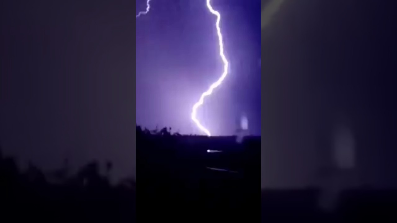 Crazy Lightnings South Italy - Fulmini Incredibili Puglia - 20/08/2017 - Short #6 