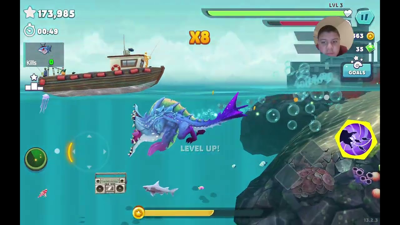 Hungry shark Evolution ABYSSHARK and ABYSSAURUS EVOLVE Titan 