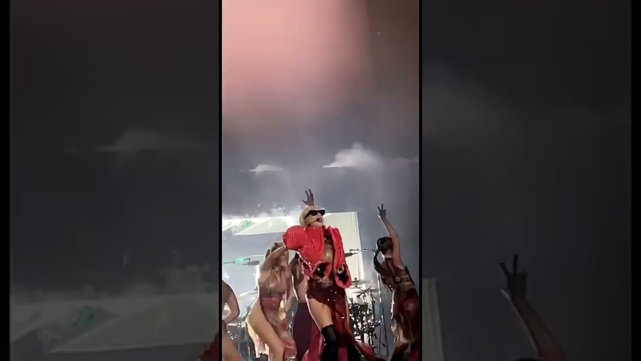 Lady Gaga - Monster - Stade de France - Chromatica Ball