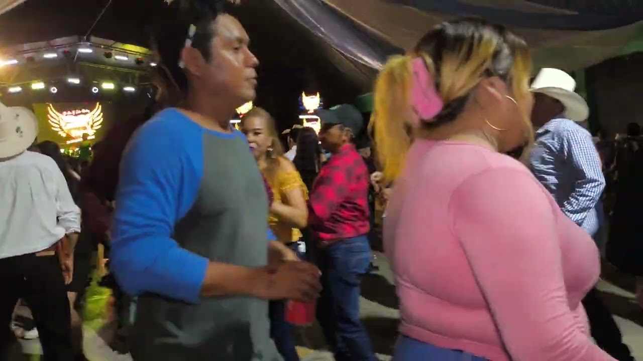 Grupo corazón viajero asi se baila en Xochimilco ixhuatlán de madero graduación generación 2022-2025