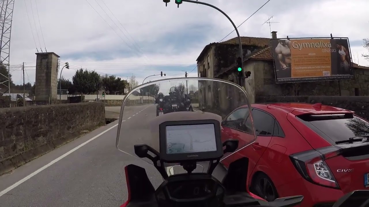 26022701 motos do berço guimaraes régua