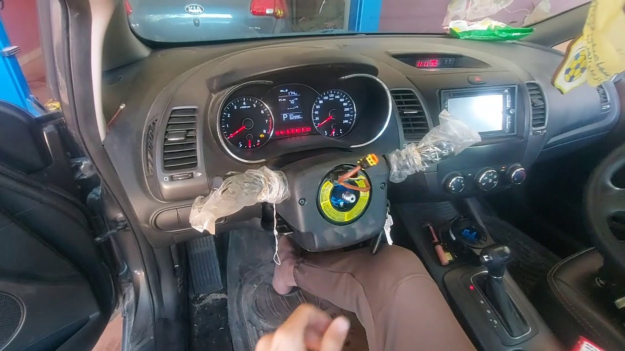 تركيب شريط ايرباج كيا سيراتو، كيا سييد replace clock spring for Kia ceed jd, cerato k3 2013-2018