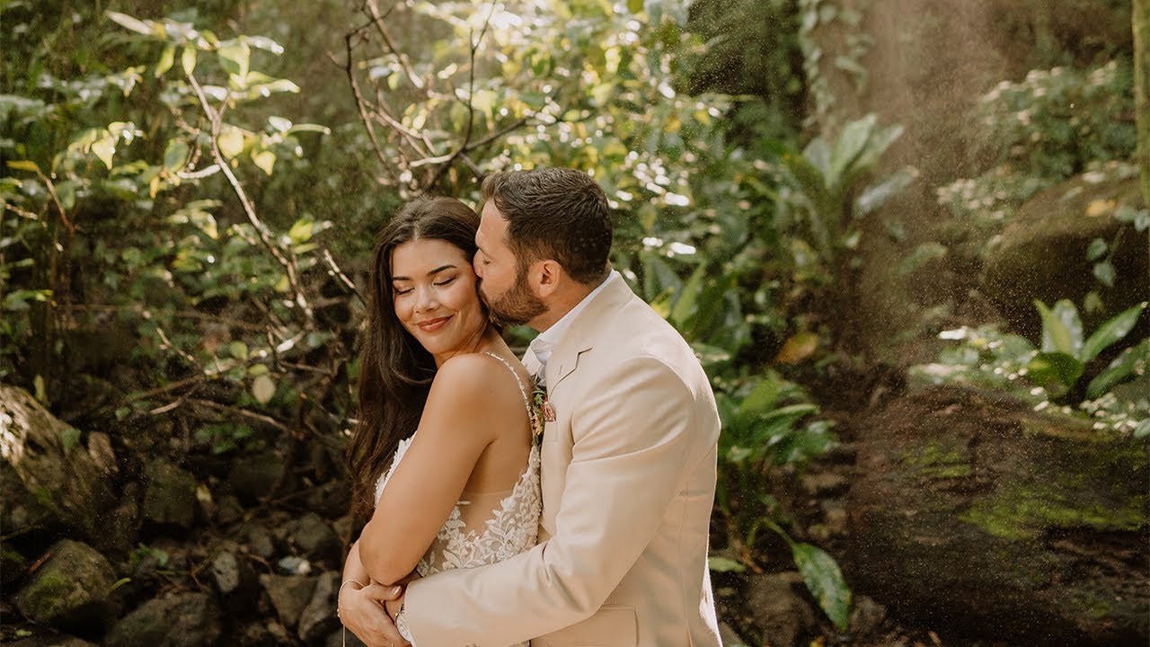 Destination Wedding Costa Rica // Dreams Las Mareas