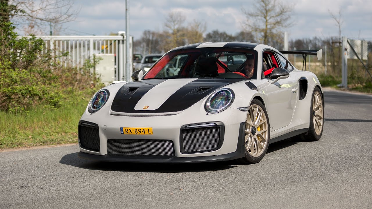 Porsche 991 GT2 RS - Accelerations & Drag Races !
