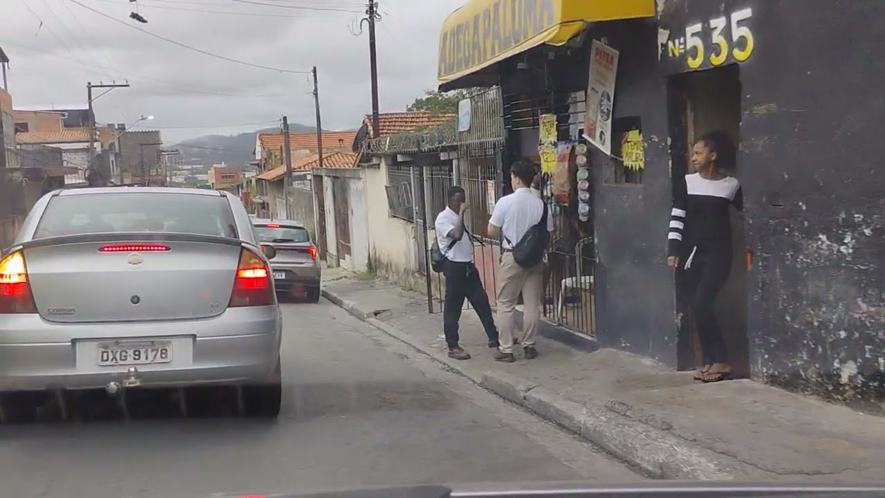 O FANTASMA PARADA APARECEU DEPOIS