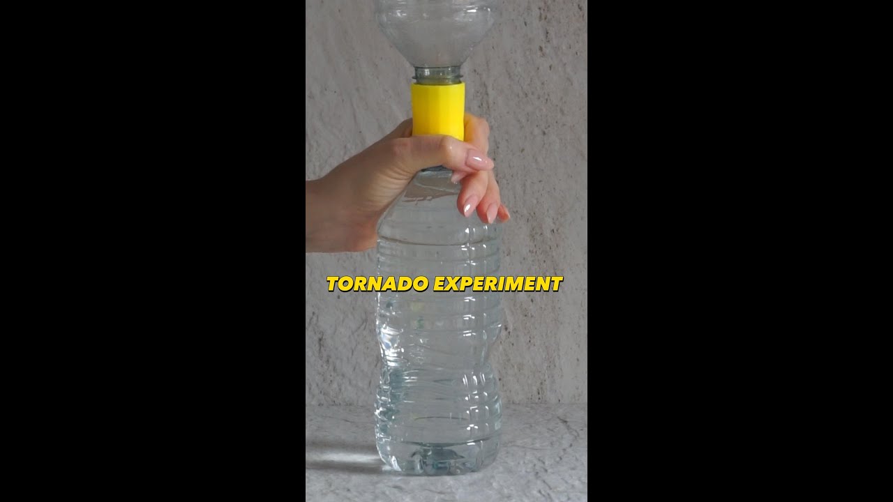 🌪EASY WATER TORNADO / VORTEX SCIENCE EXPERIMENT #shorts LABble
